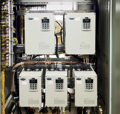 V&T AC Inverters